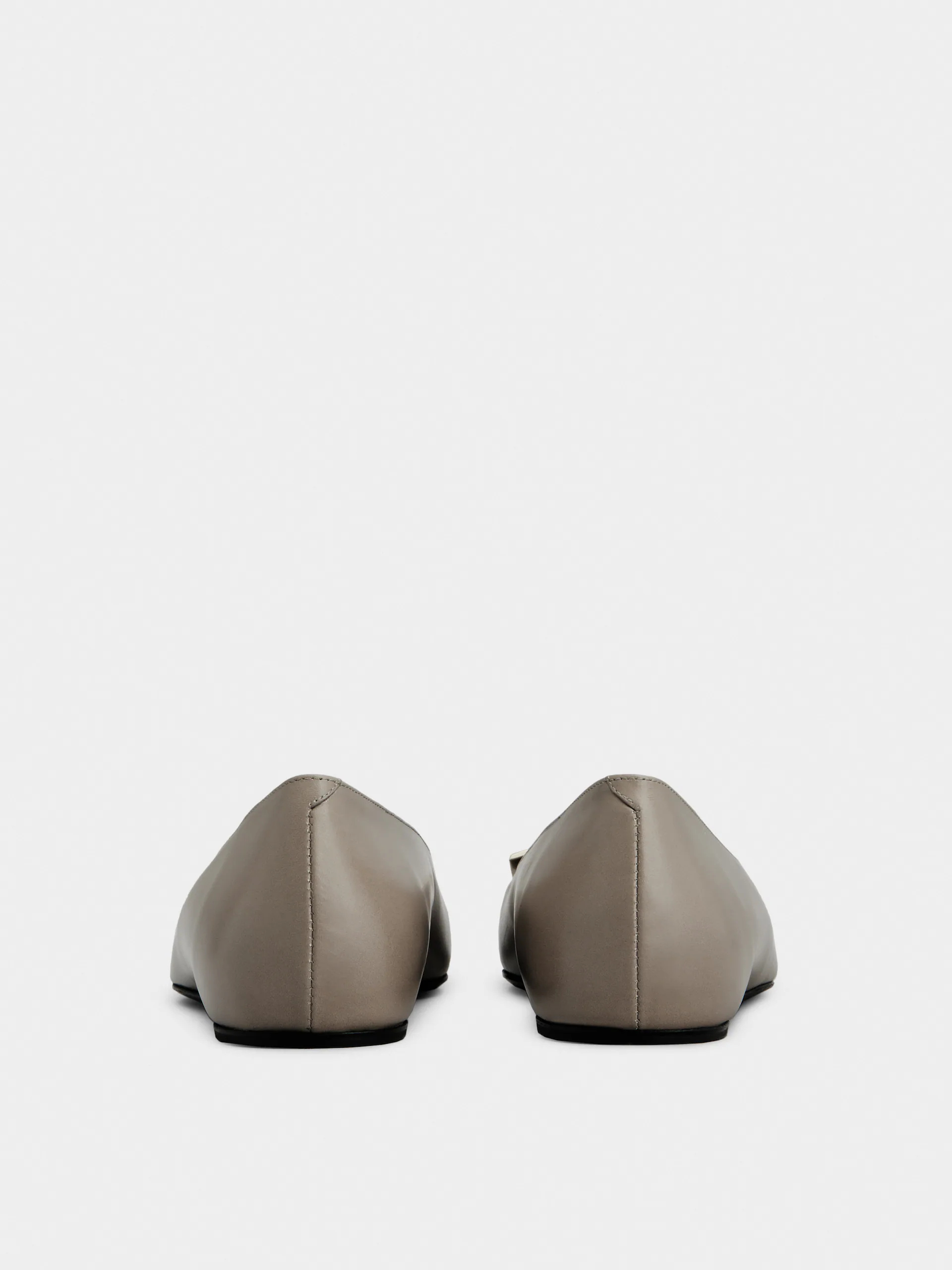 Roger Vivier Trompette Buckle Ballerina Flats In Gray