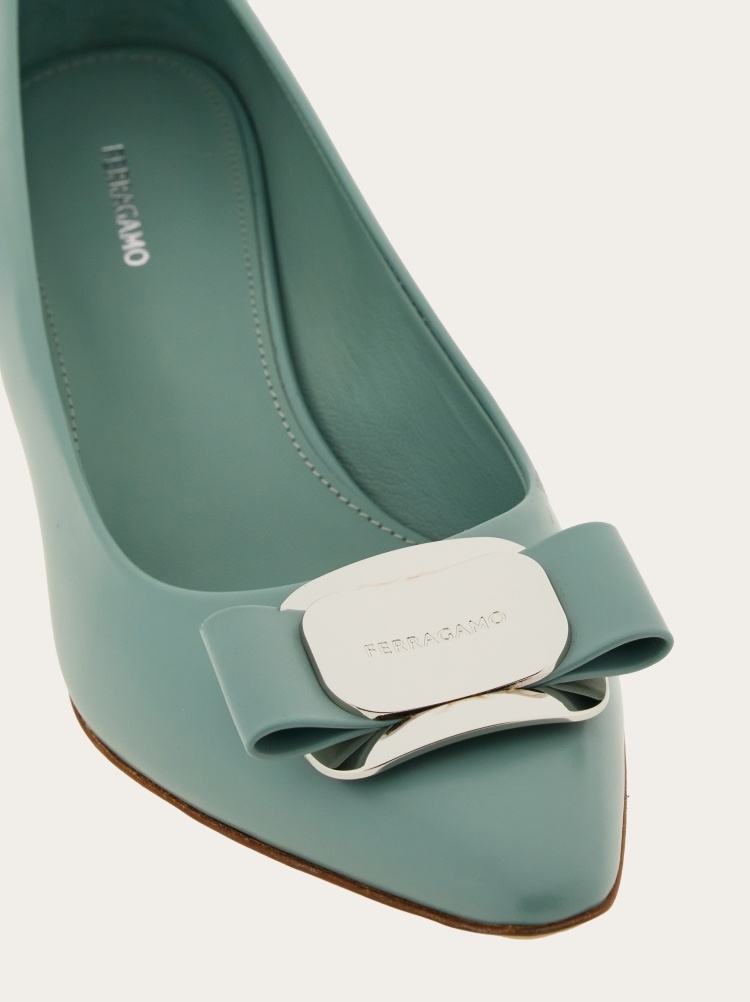 Ferragamo Zelma Pointed Toe Kitten Heel Pumps In Green