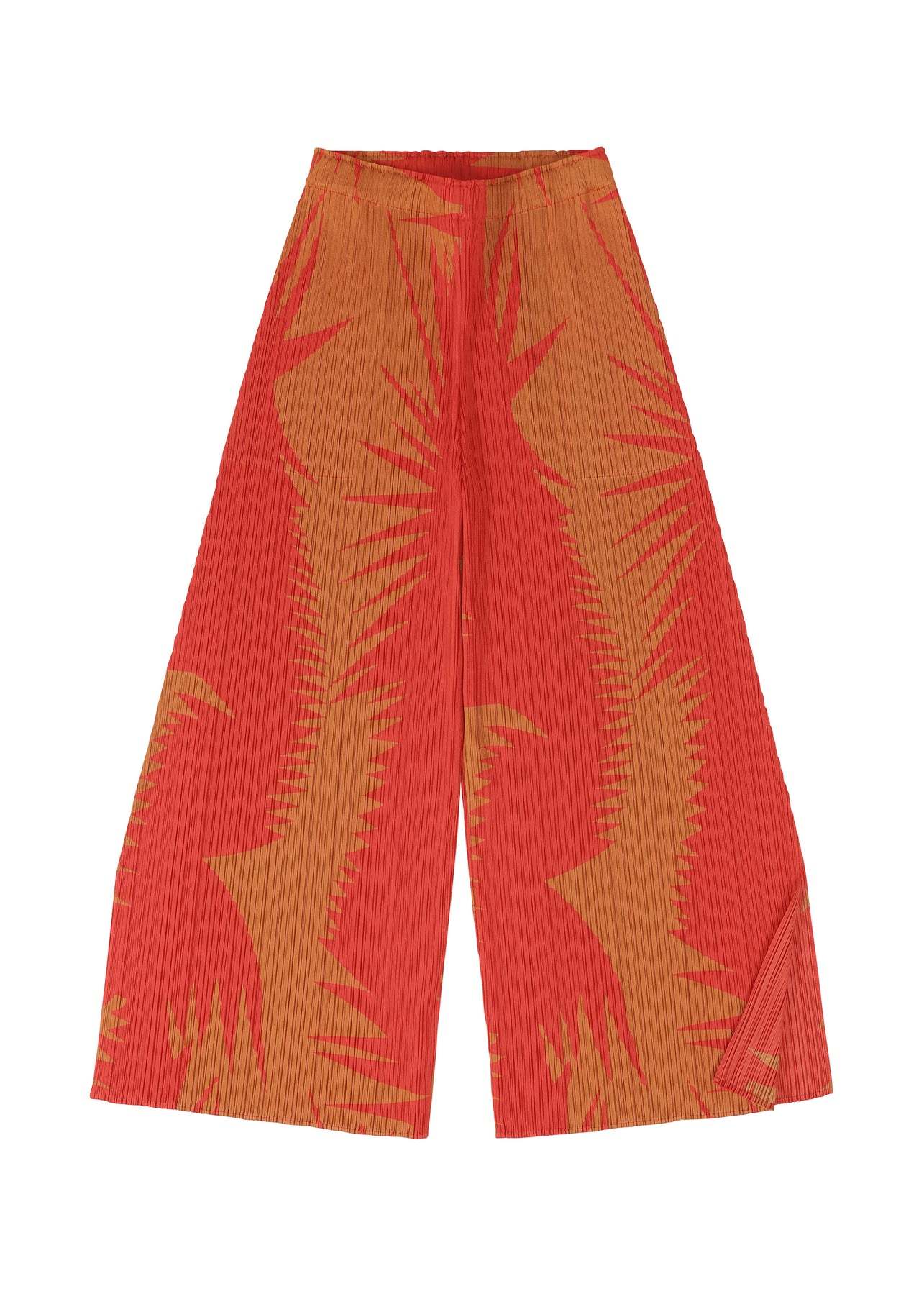 Shop Issey Miyake Piquant Cropped Trousers In Red