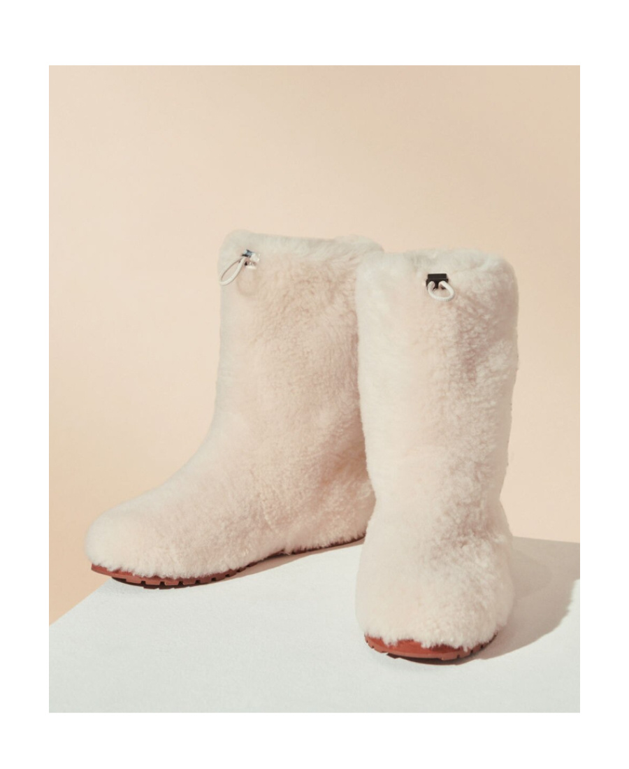 Loro Piana Quinn Short Boots In Nude