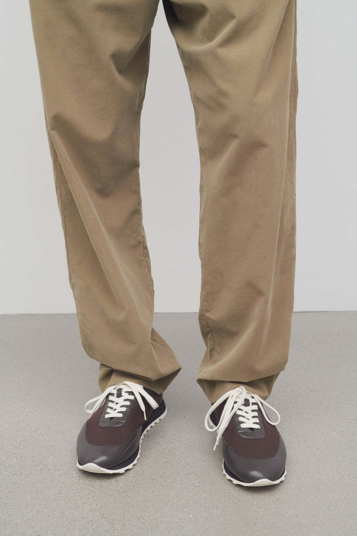 The Row Ando Corduroy Pants In Brown