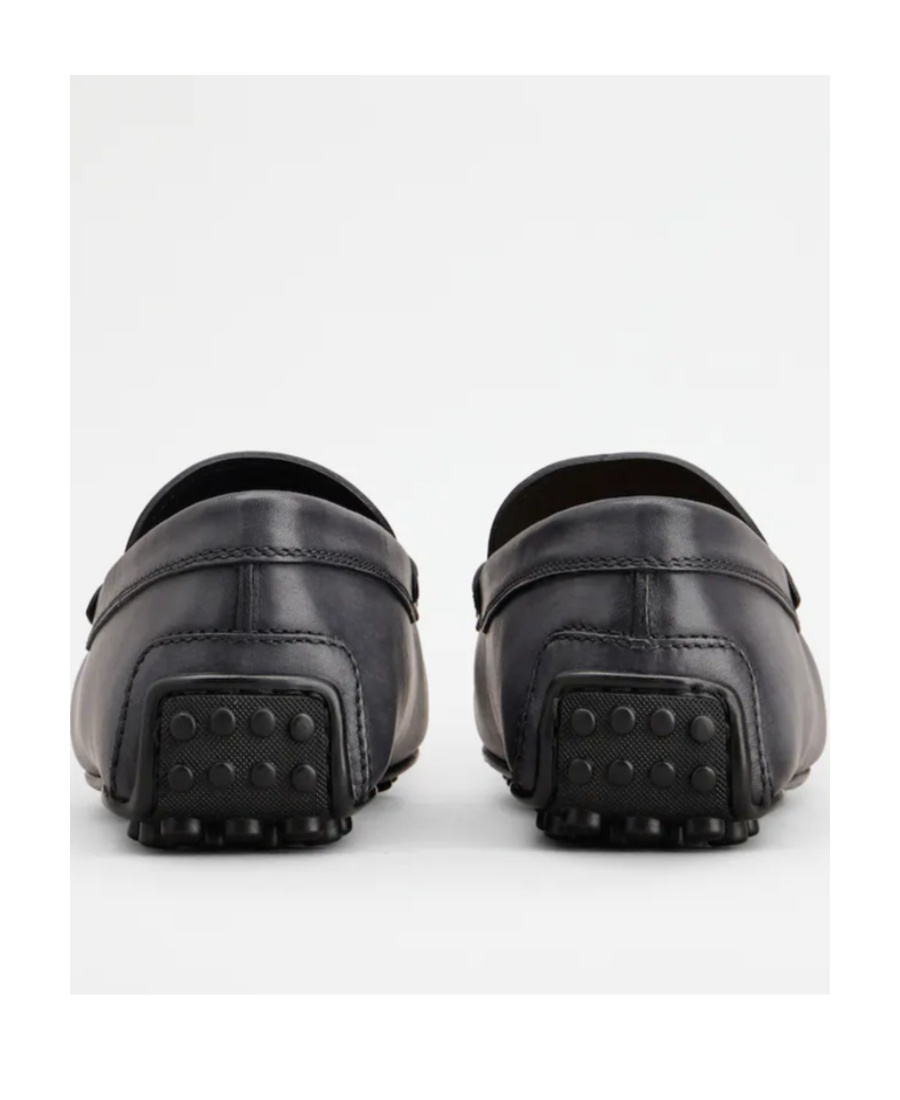 TOD'S TOD'S CITY ALMOND-TOE LOAFERS