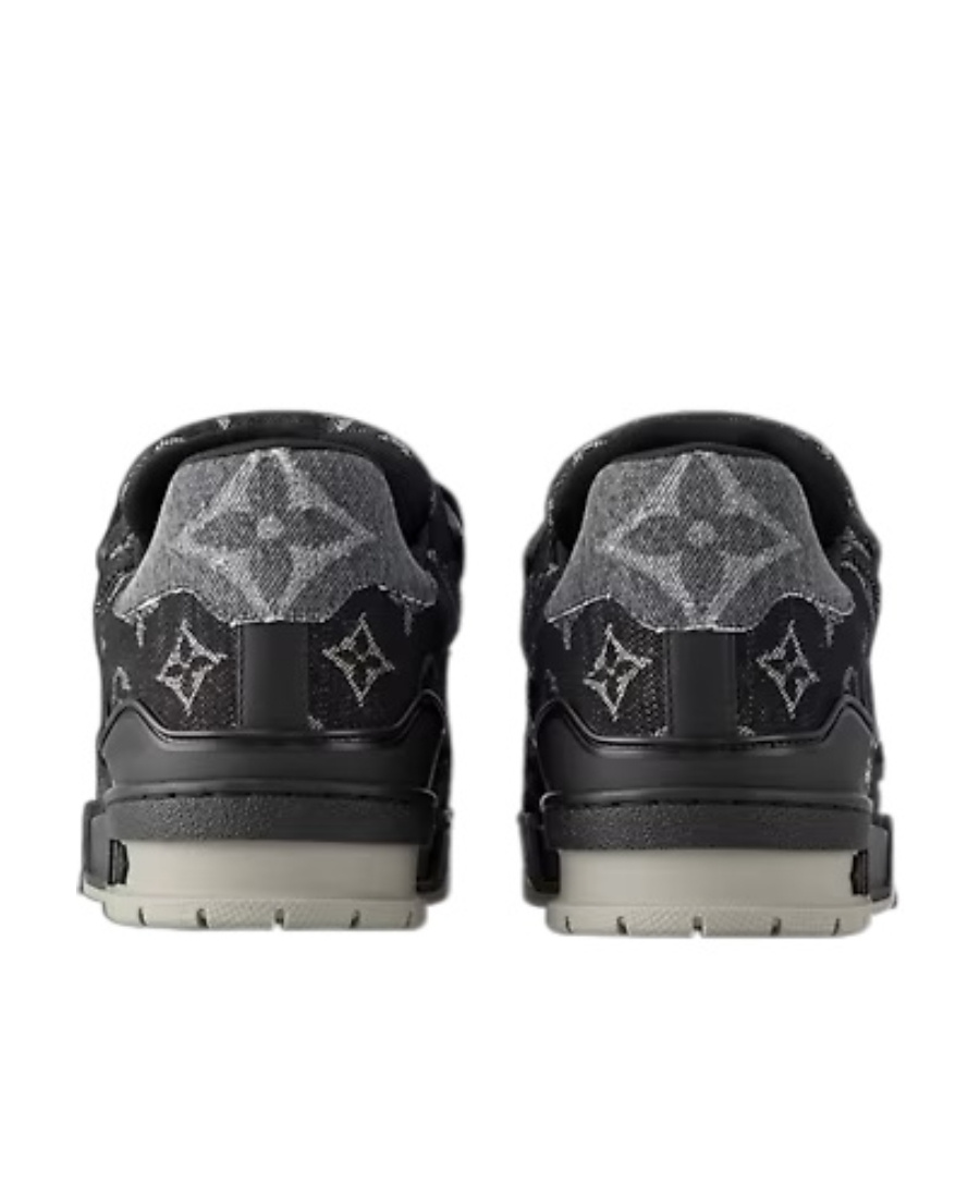 Pre-owned Louis Vuitton Low-cut Skate Shoes With Front Lace In Black