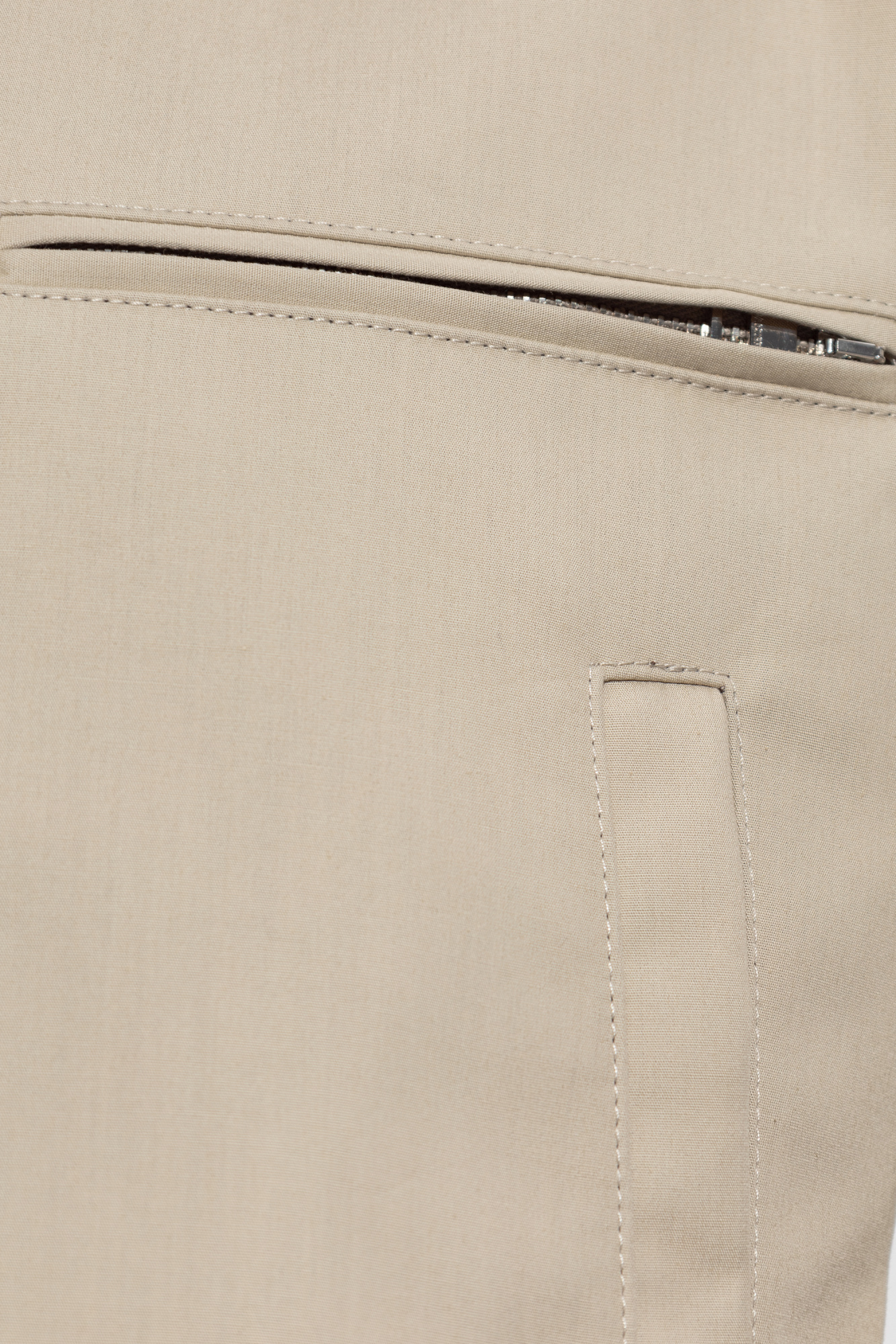 Jw Anderson Cropped Zip-front Jacket In White