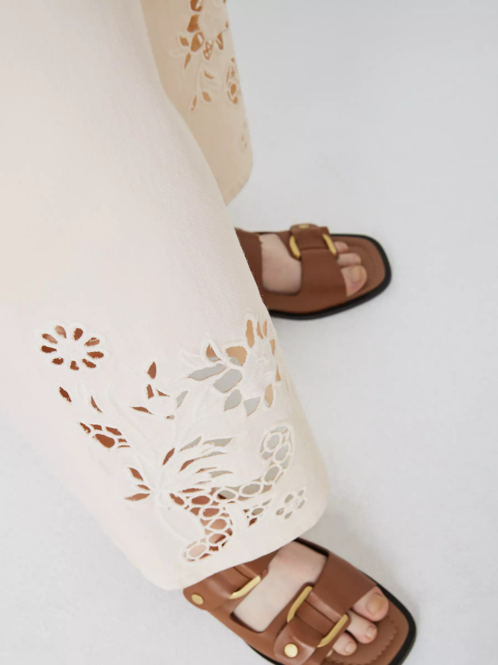 Weekend Max Mara Wool Canvas Wide-leg Pants In White