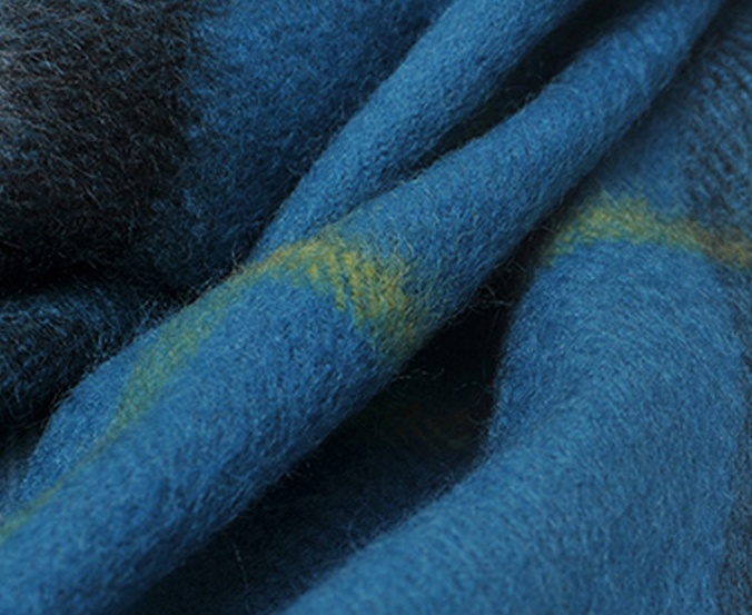 Burberry Logo Scarf In Blue