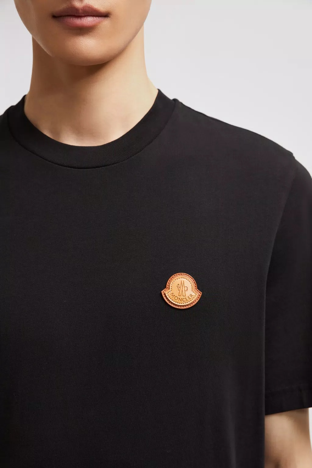 Moncler Ss T-shirt Box In Black