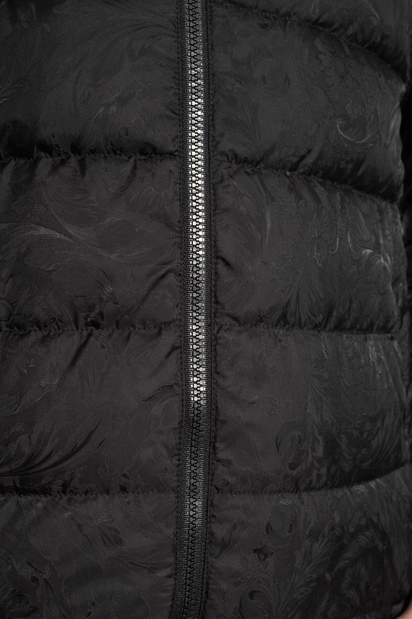 Versace Barocco Jacquard Zip-up Puffer Jacket In Black