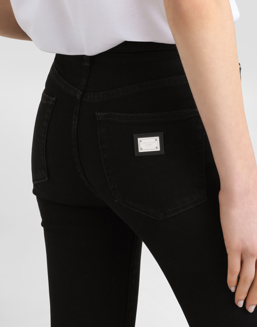 Dolce & Gabbana Fitted Pants With Back Pocket And Belt Loops In Black