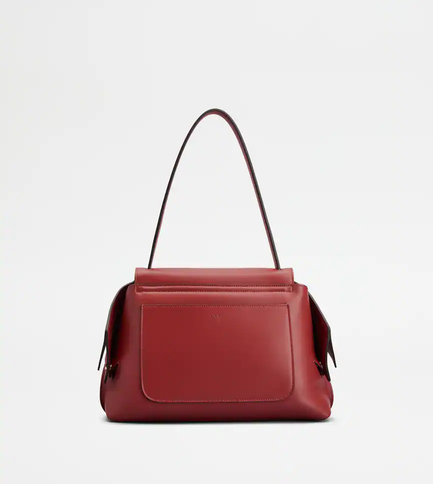 Tod's Leather Flap Shoulder Bag In Red