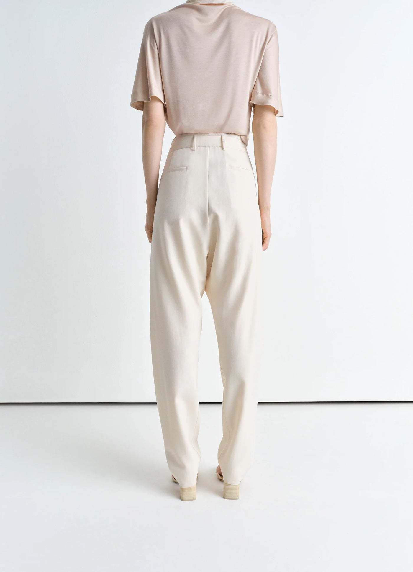 Lemaire Pleated Tailored Pants In White