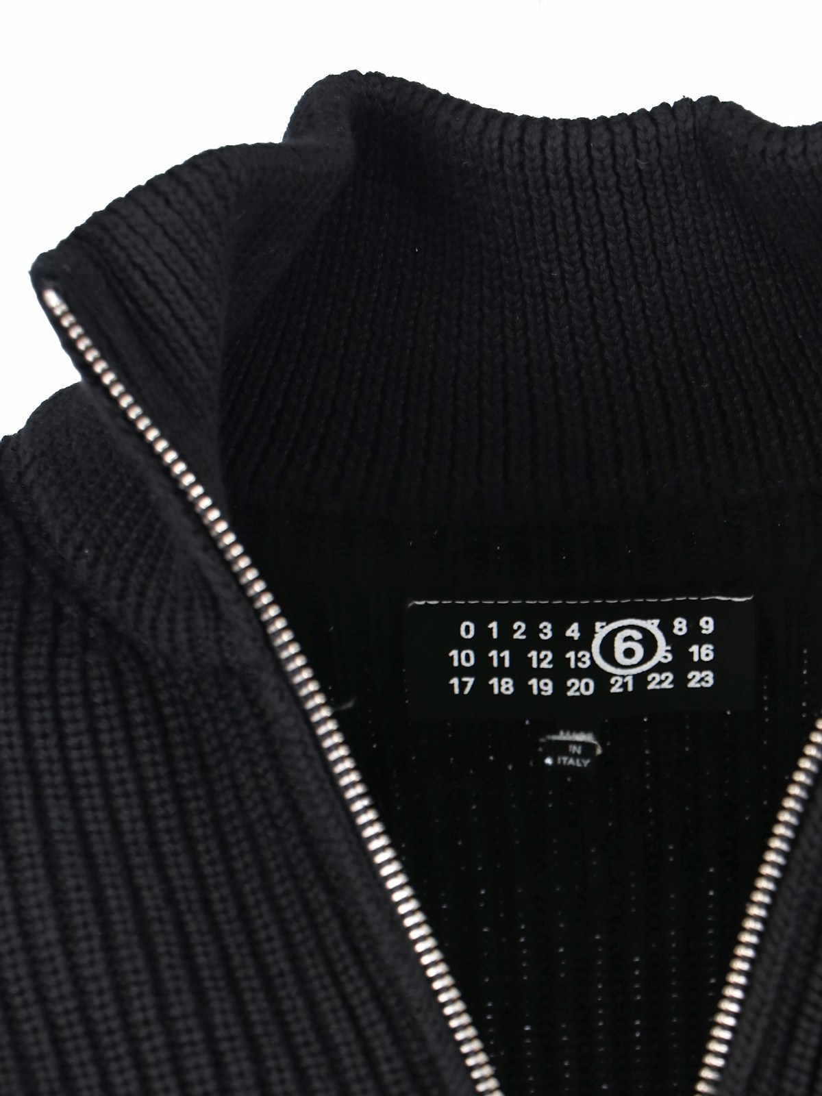 Mm6 Maison Margiela Ribbed Cotton Zip-up Cardigan In Black