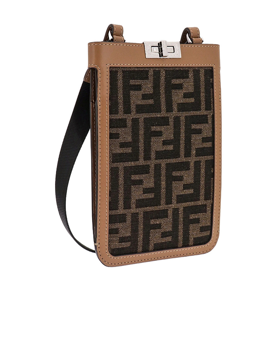Fendi Logo Shoulder Bag In Black