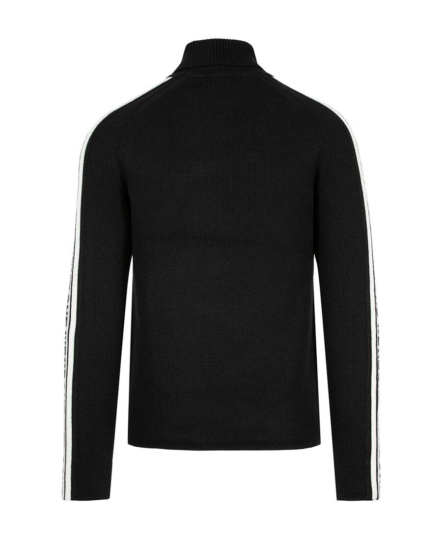 We11 Done Logo Turtleneck Sweater In Black