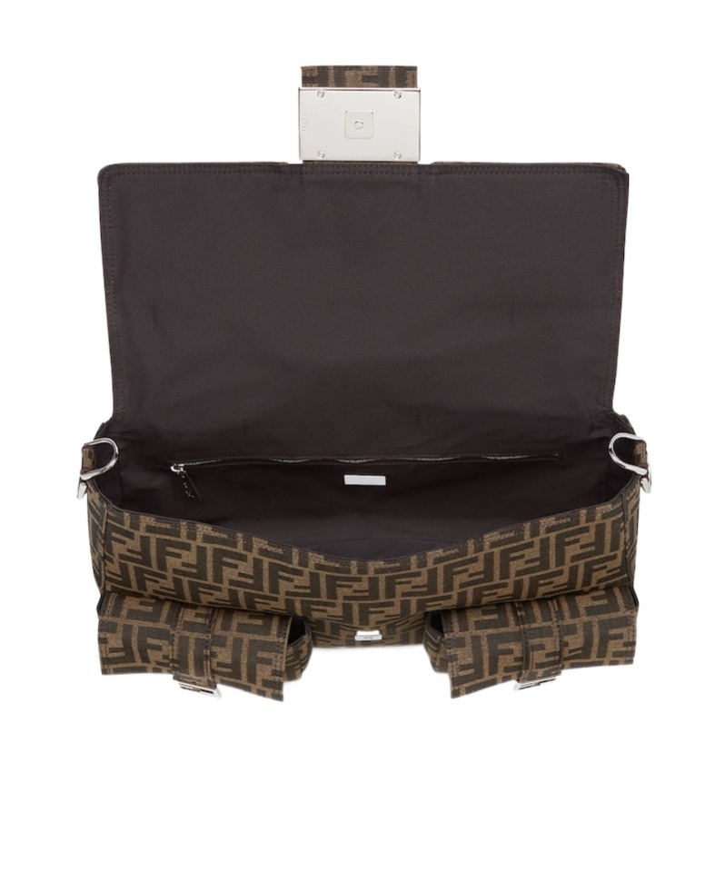 Fendi Maxi Multipocket Baguette Shoulder Bags In Brown