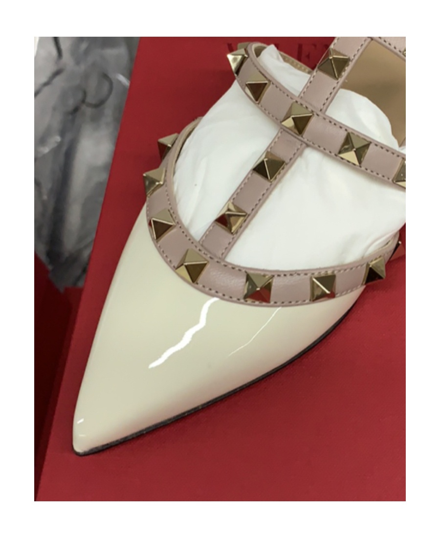 Shop Valentino Rockstud Patent-leather Mule In Nude