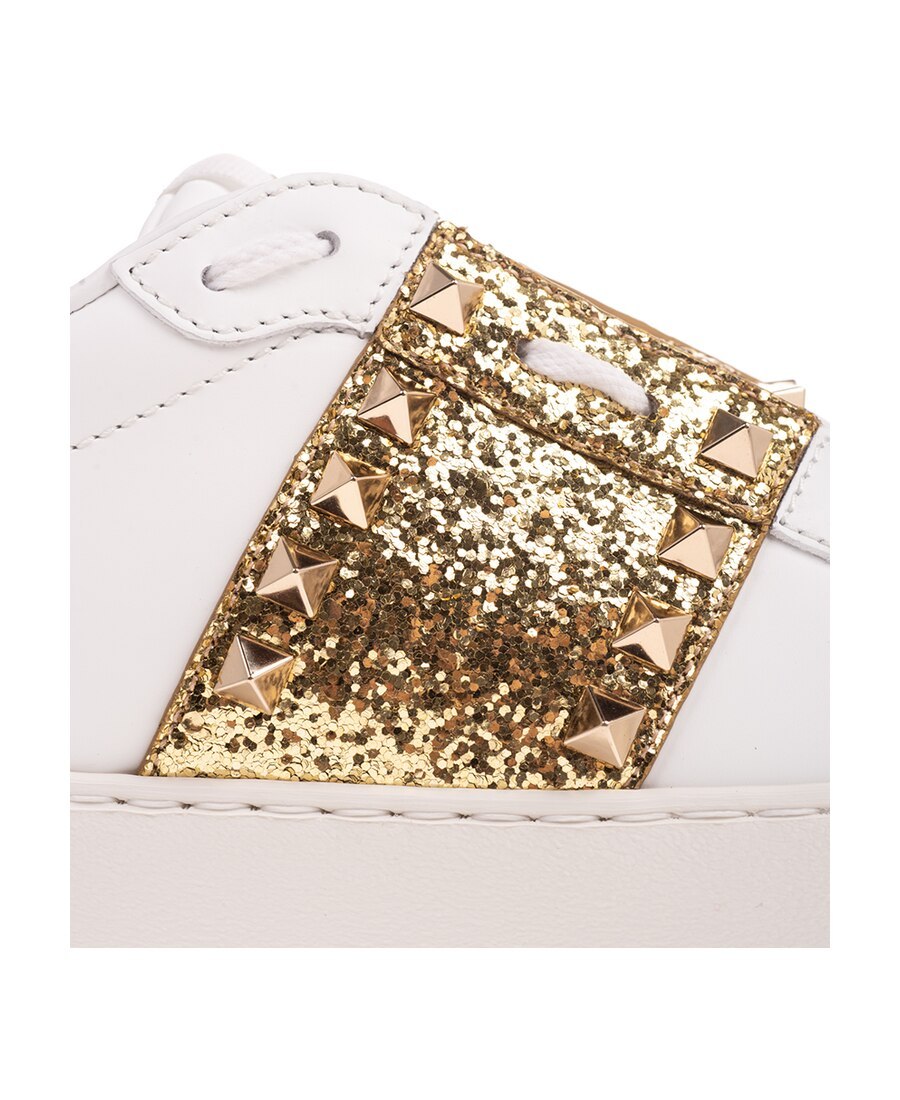 Valentino Signature Rockstud-embellishment Sneakers In White