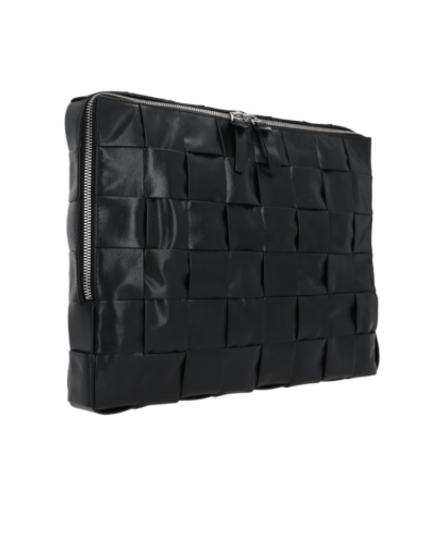 Bottega Veneta Intrecciato Leather Clutch Bag In Black