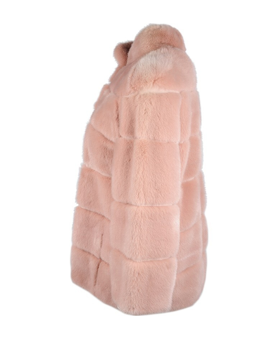 Frame Small Standing Collar Design Fur In Pink