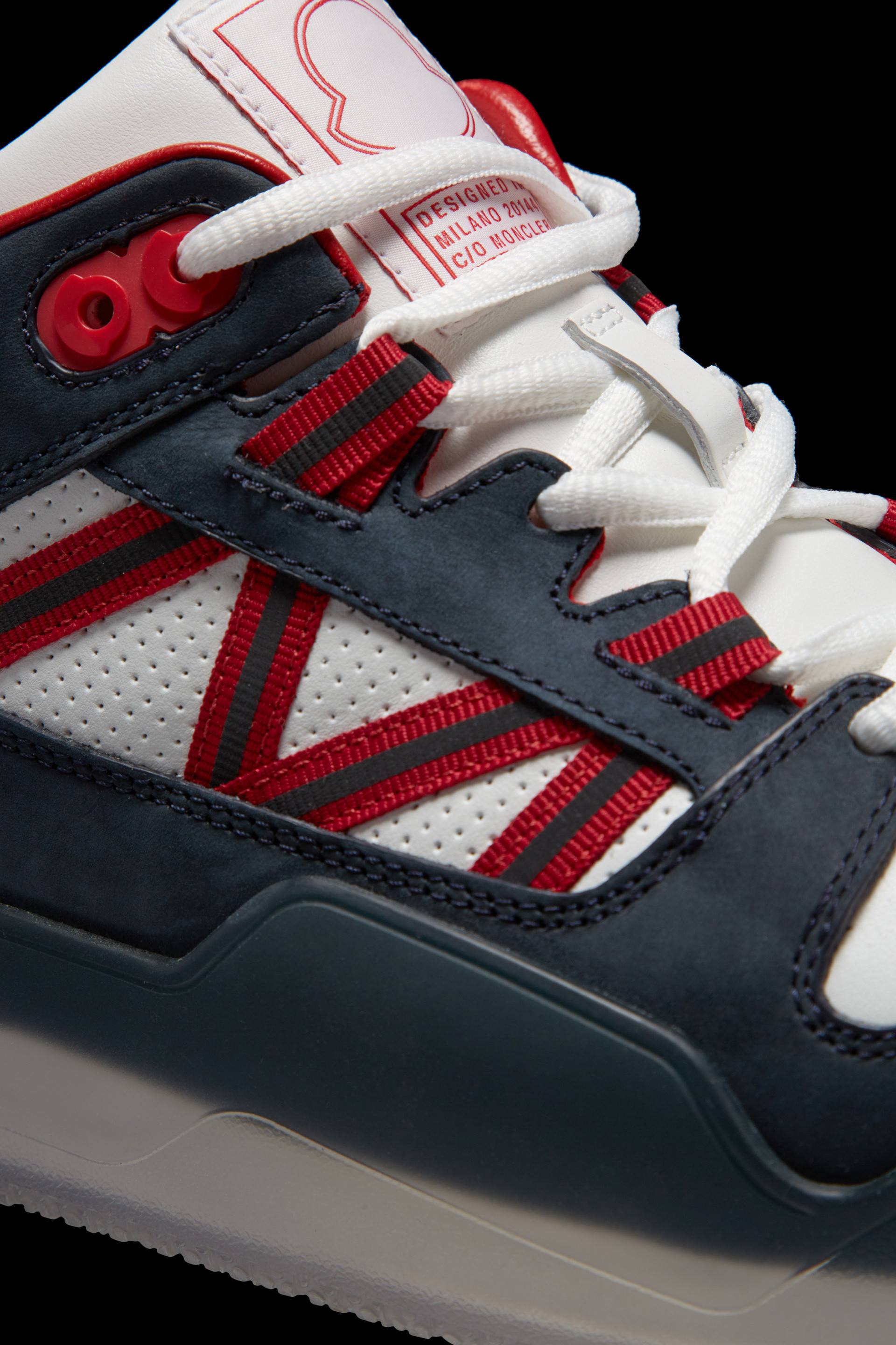 Moncler Pivot Low-top Sneakers In Black