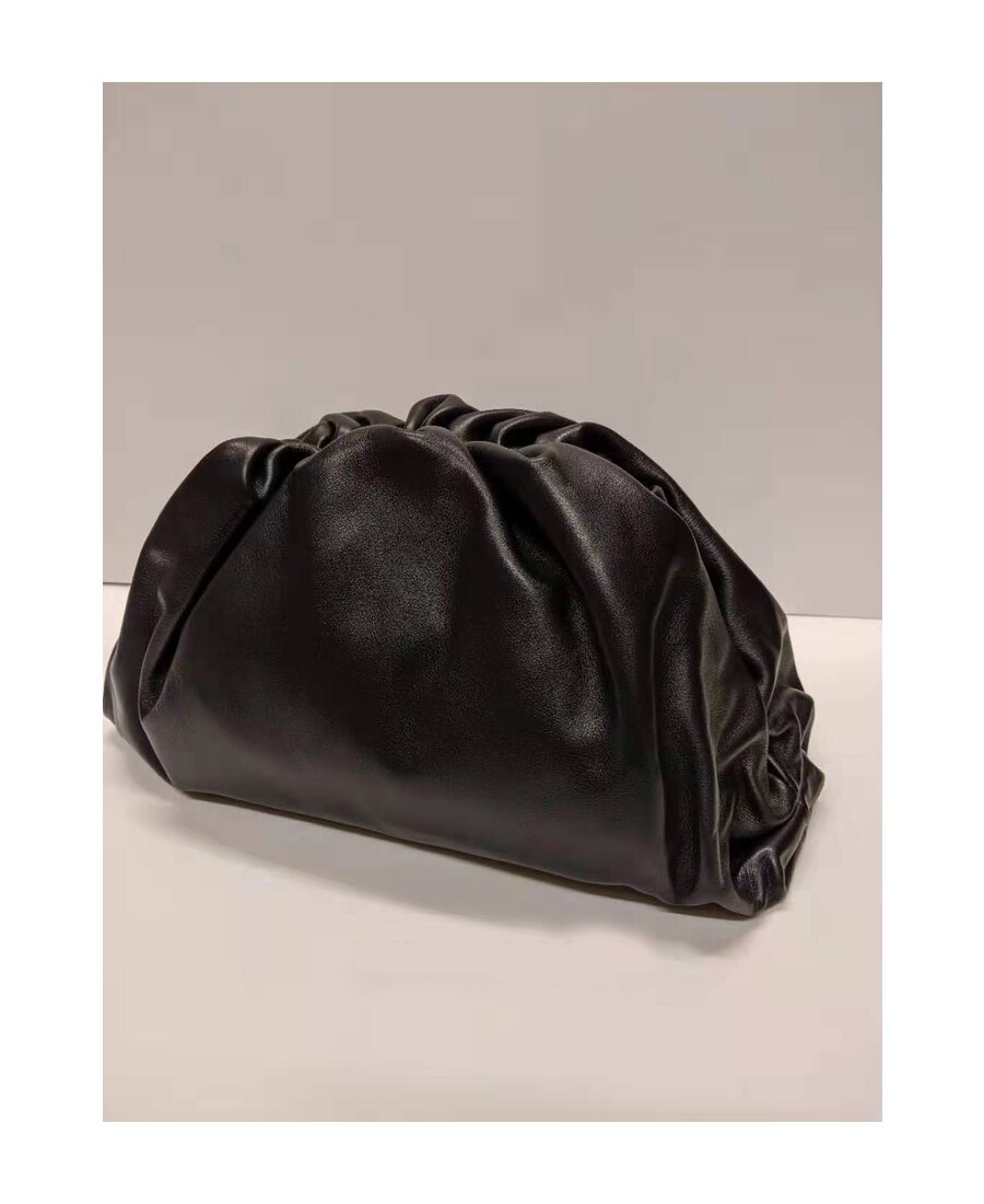 Bottega Veneta The Pouch Bag In Black