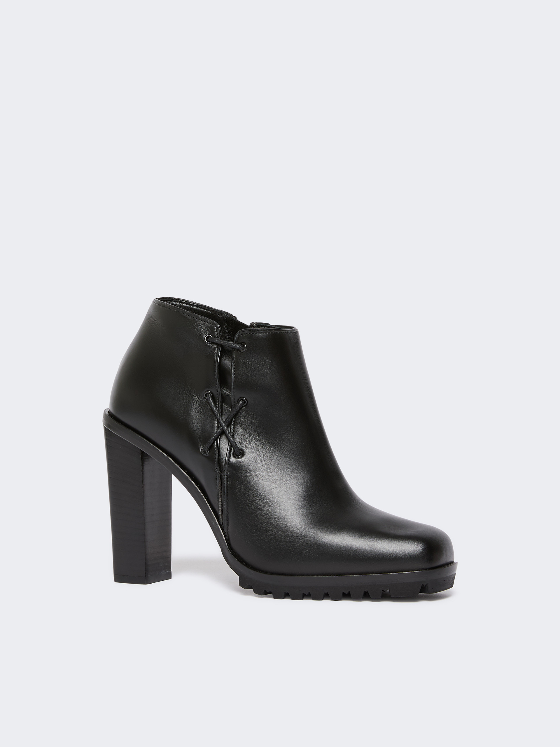 Max Mara Smooth Leather Booties In Black
