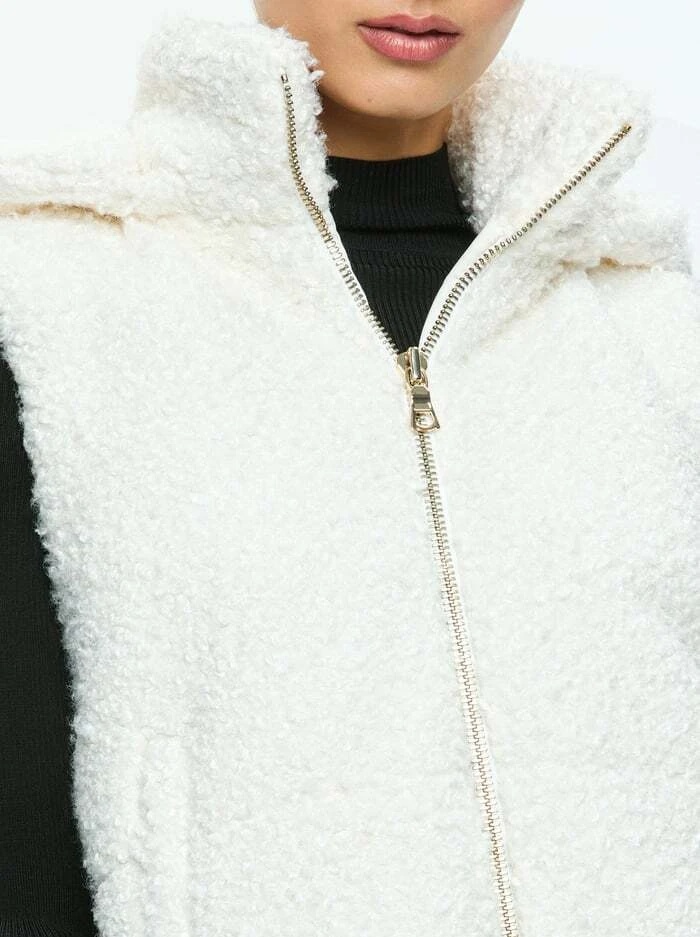 Alice And Olivia Robena Teddy Bear Vest In Off-white