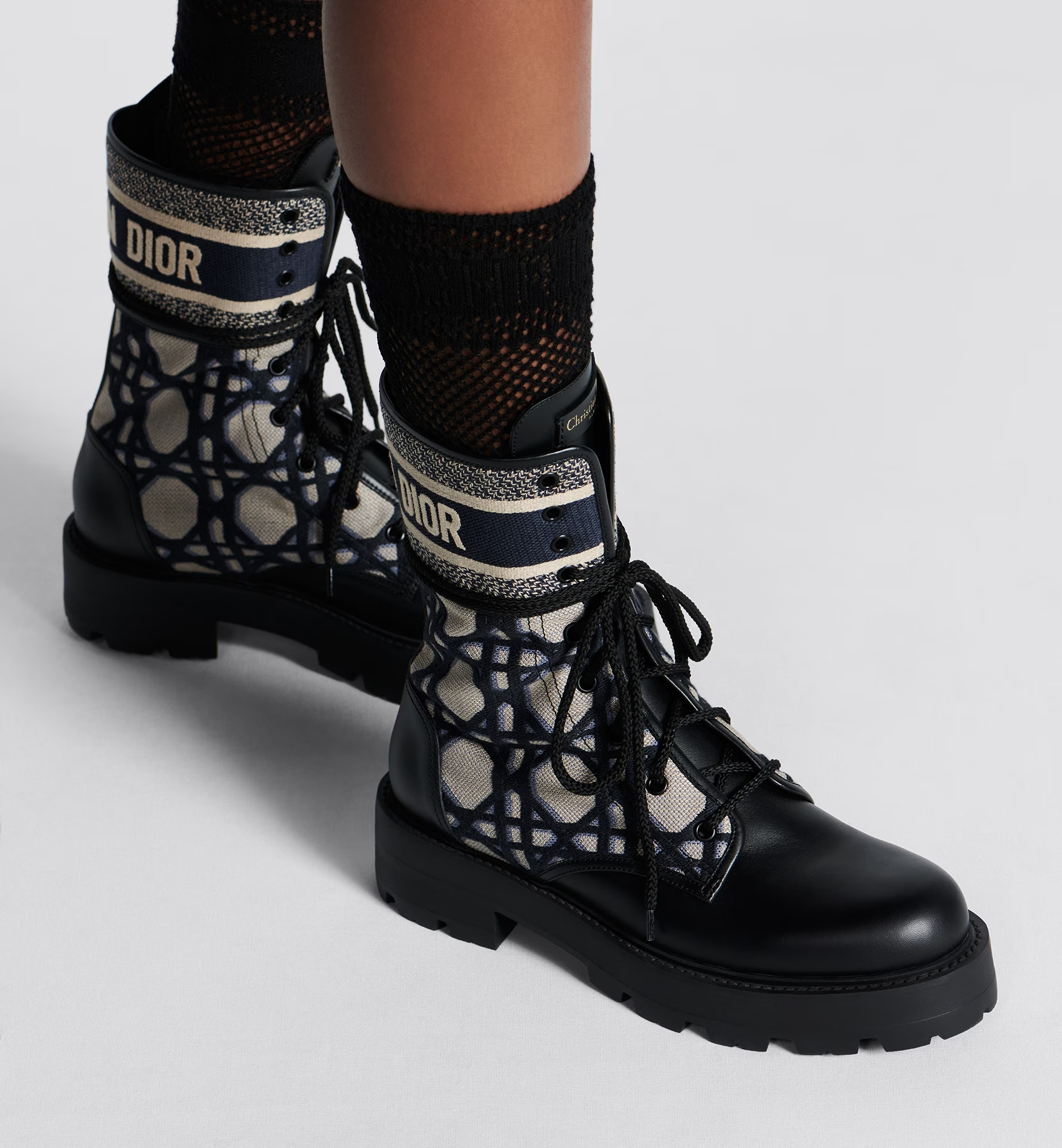 Dior D-major Short Boots In Black