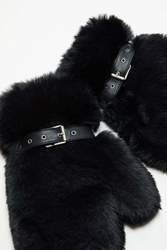 Acne Studios Fluffy Buckle Mittens In Black