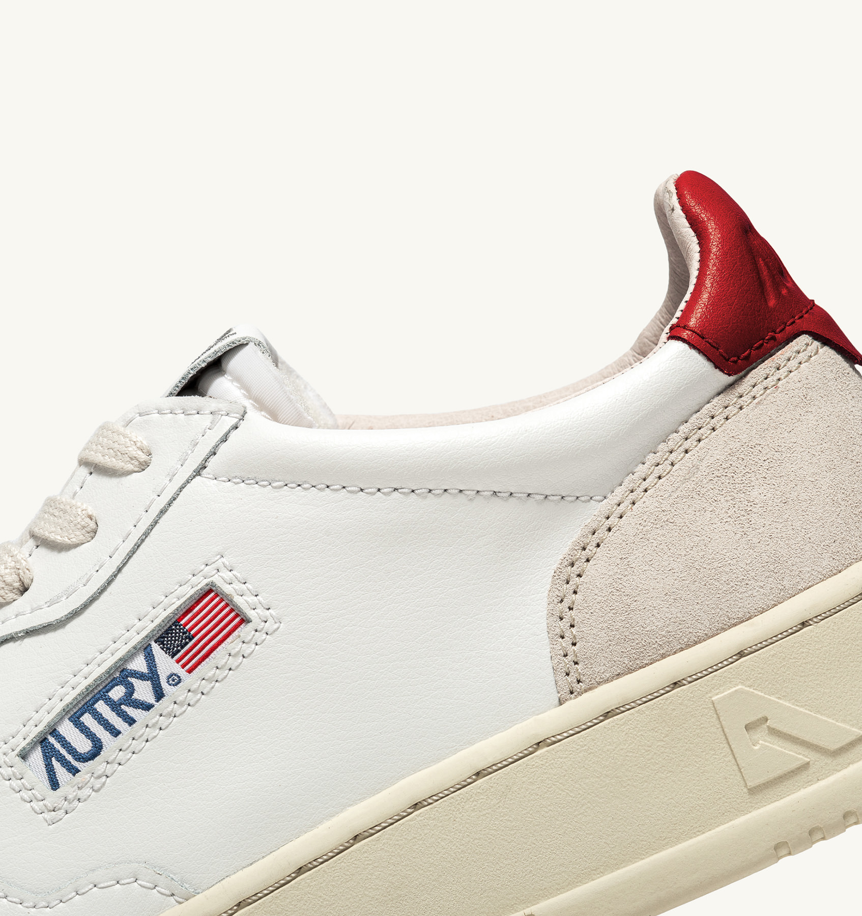 Autry Classic Low-top Sneakers With Textured Panels And Contrasting Heel Tab In Neutral