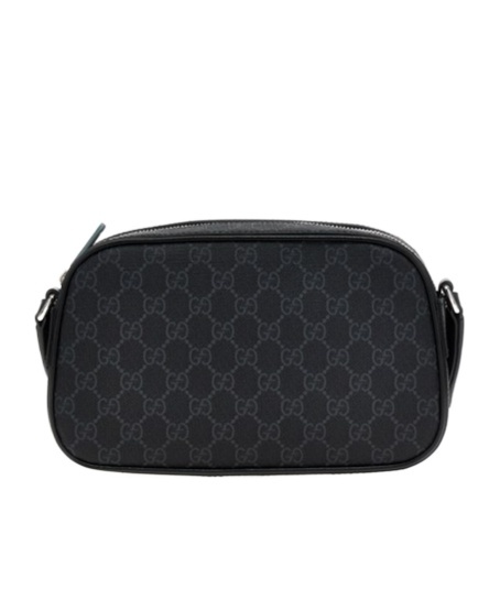Gucci Gg Supreme Zipped Messenger Bag In Black