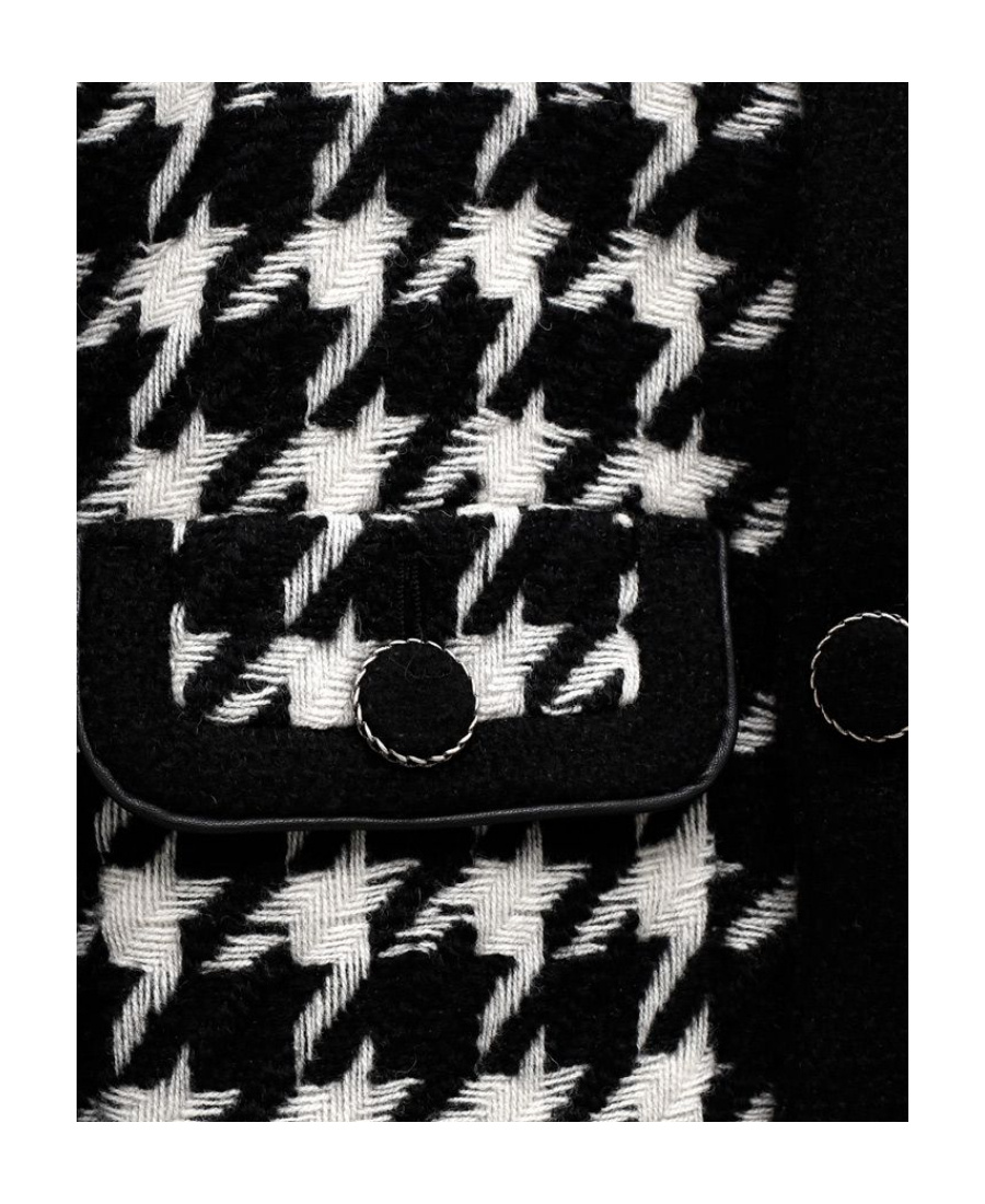 Ader Error A Thousand Bird Plaid Coat In Black