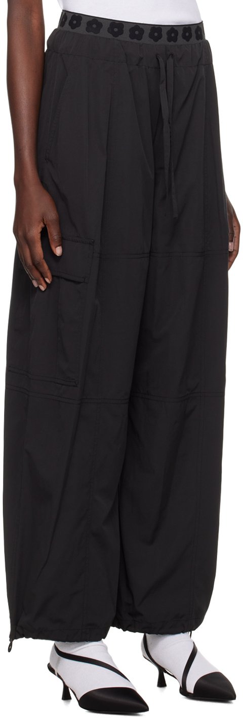 Kenzo Boke Flower 2.0 Black Pants With Flowers Embellishmed Waist And Logo Patch On The Pocket In Cotton B In Black