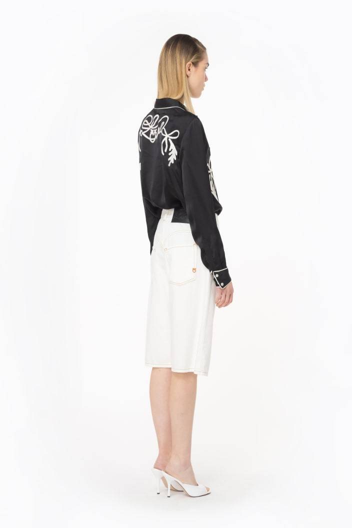 Pinko Bull Bermuda Shorts With Piercing Detail In White