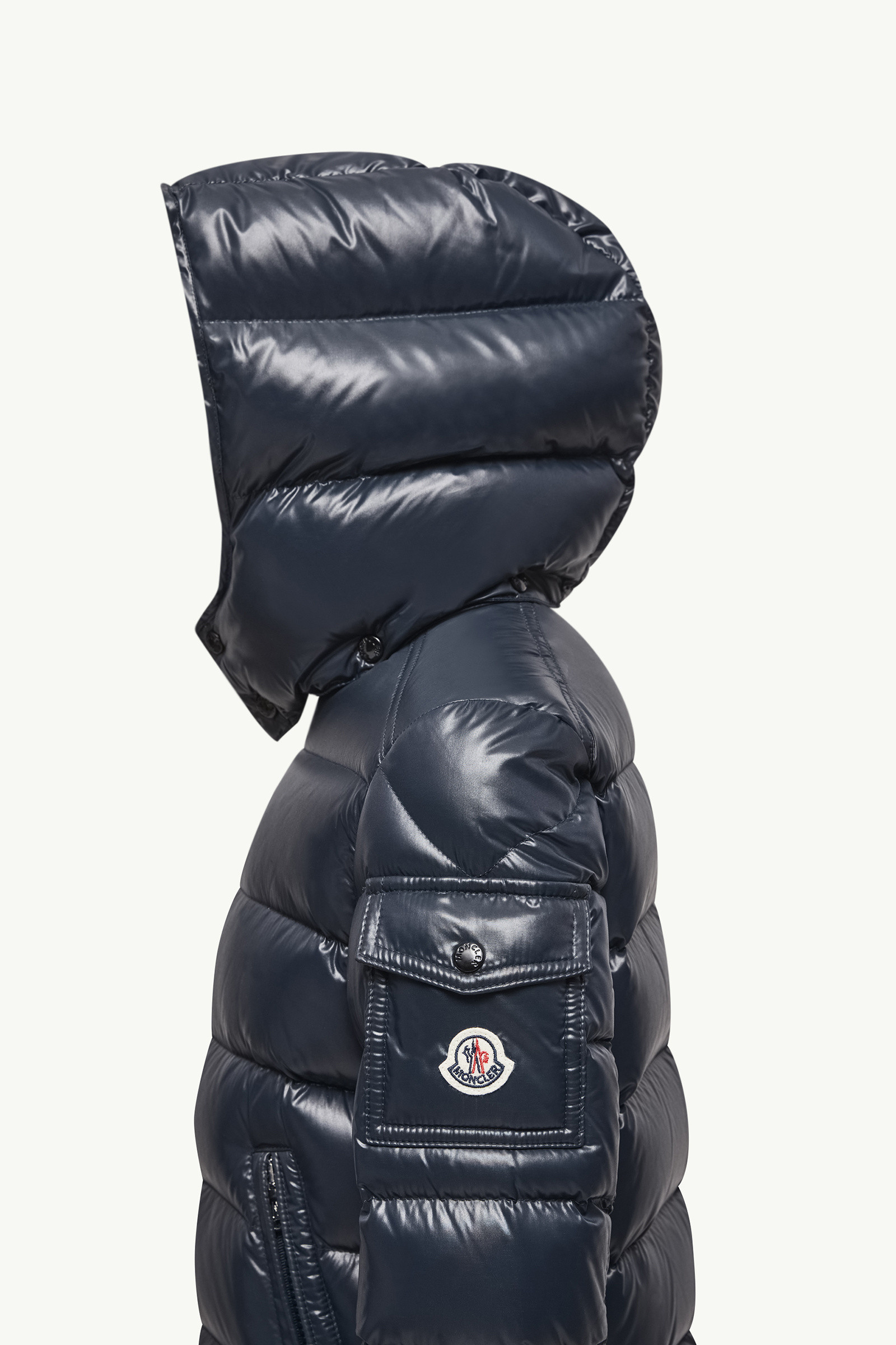 Moncler Nouvelle Doudoune À Capuche Maya In Black