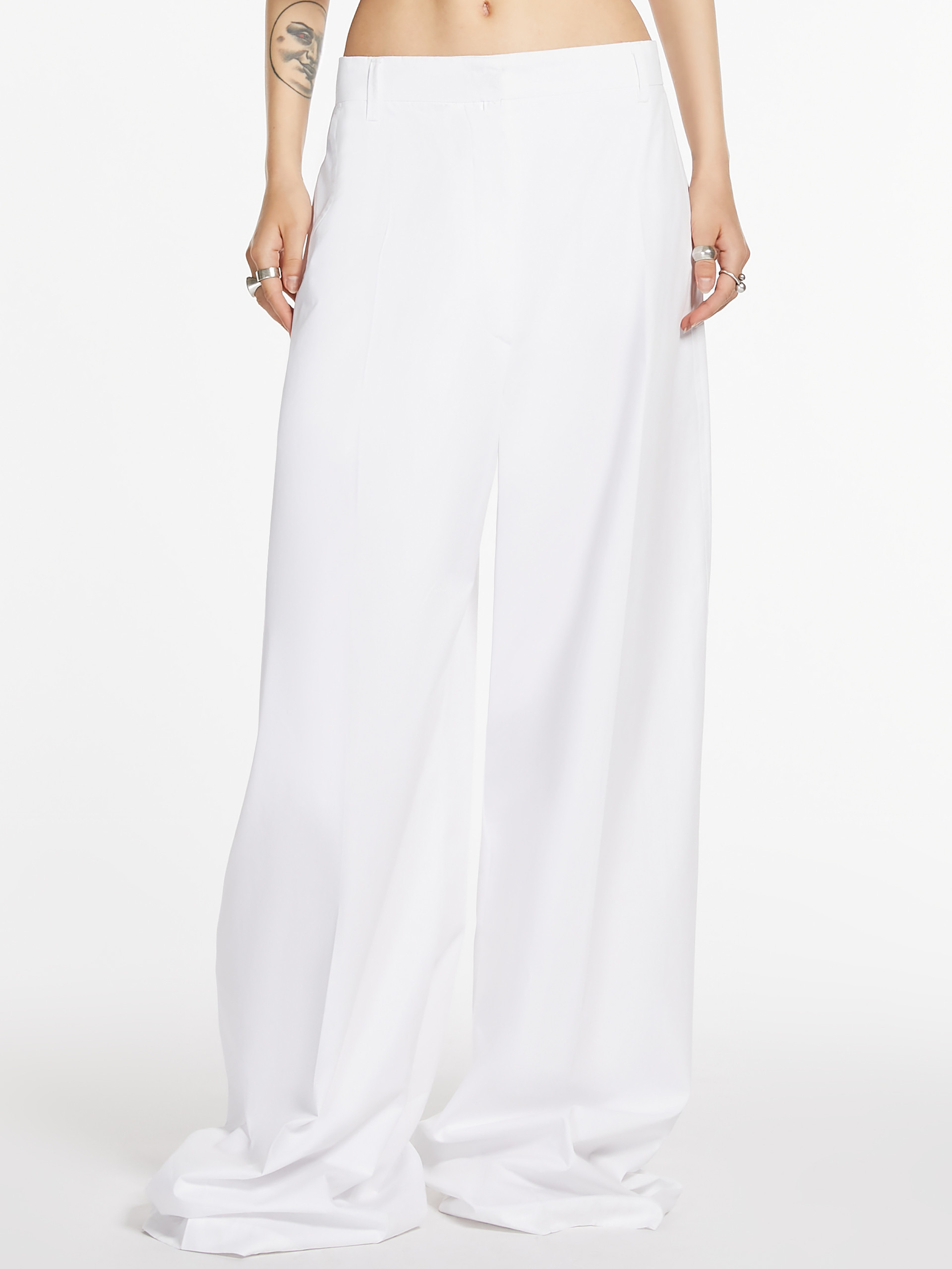 Sportmax Leisure Trousers With Low Waist And Wide Legs In White