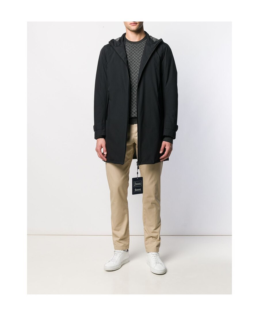 Drumohr Crew-neck Cashmere Sweater In Black
