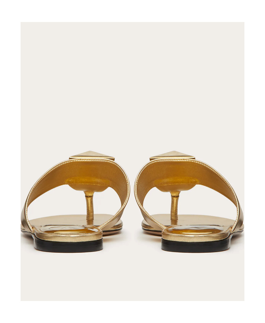 Valentino Garavani Roman Stud Flat Sandals With Signature Detailing In Nude