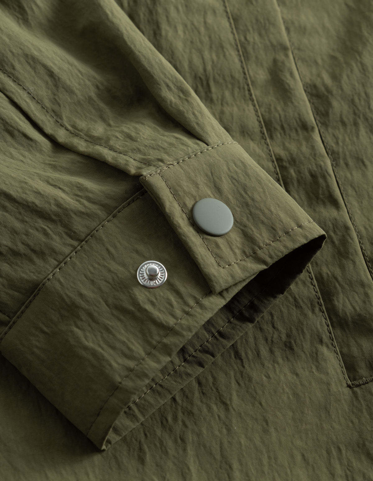 Les Deux Long-sleeved Pointed Collar Jacket In Green