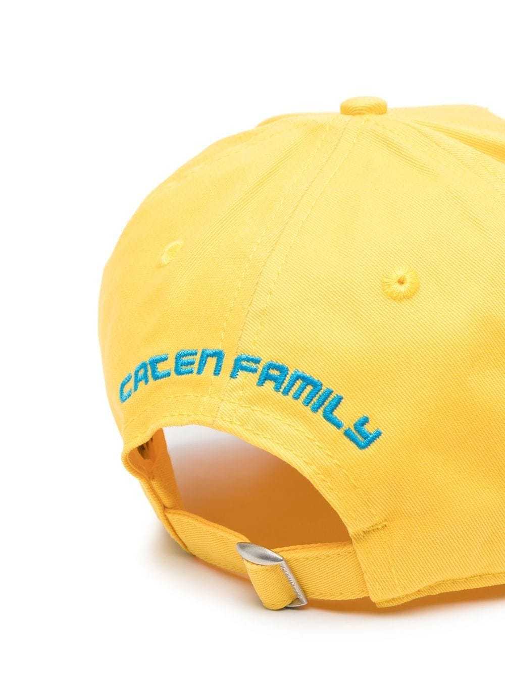 Dsquared2 Logo-detailed Distressed Baseball Cap In Yellow