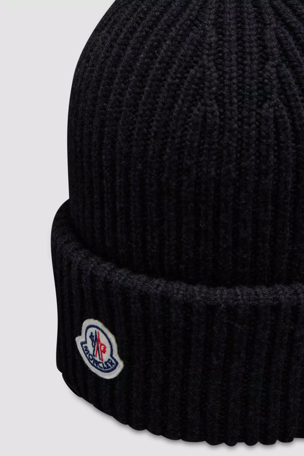 Moncler Logo Hat In Black