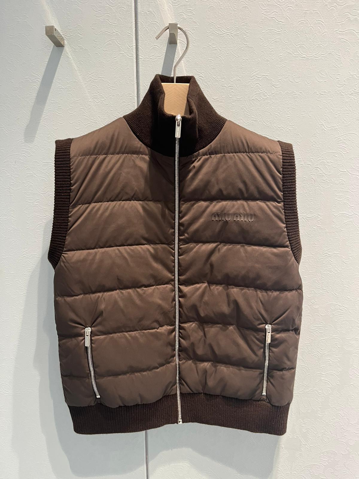Miu Miu Zipper Vest In Brown