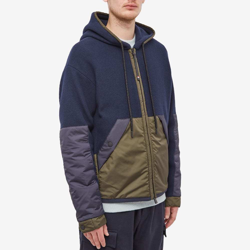 Moncler Zipper Hooded Casual Jacket In Black