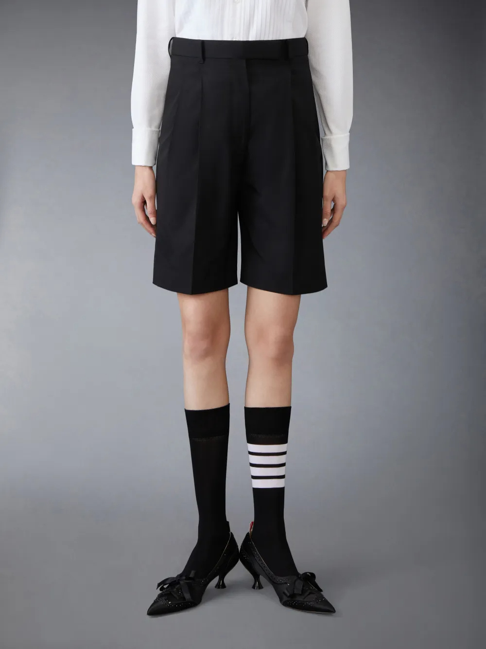 Thom Browne High Waisted Pleated Shorts In Black