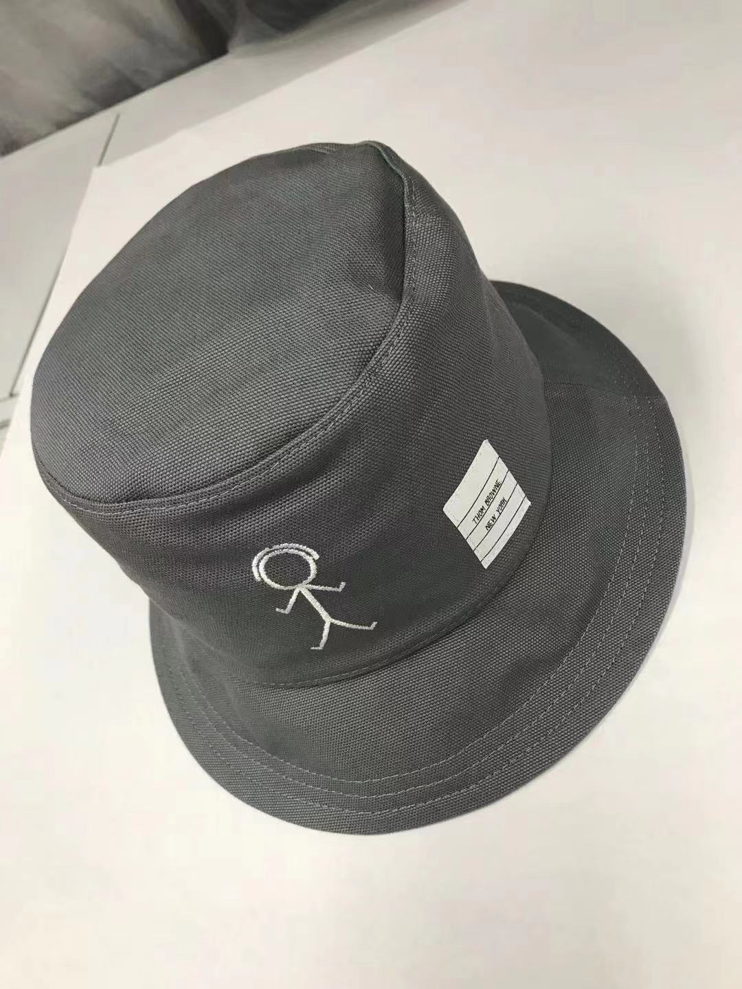 THOM BROWNE MR. THOM BUCKET HAT