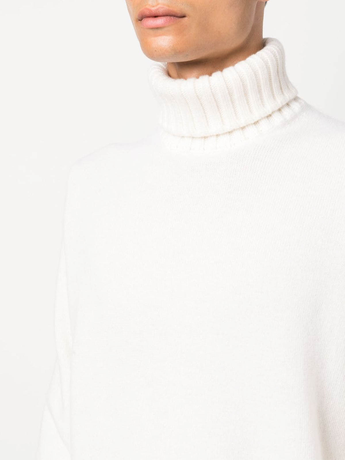 Shop Eleventy Rool-neck Wool-blend Jumper In White