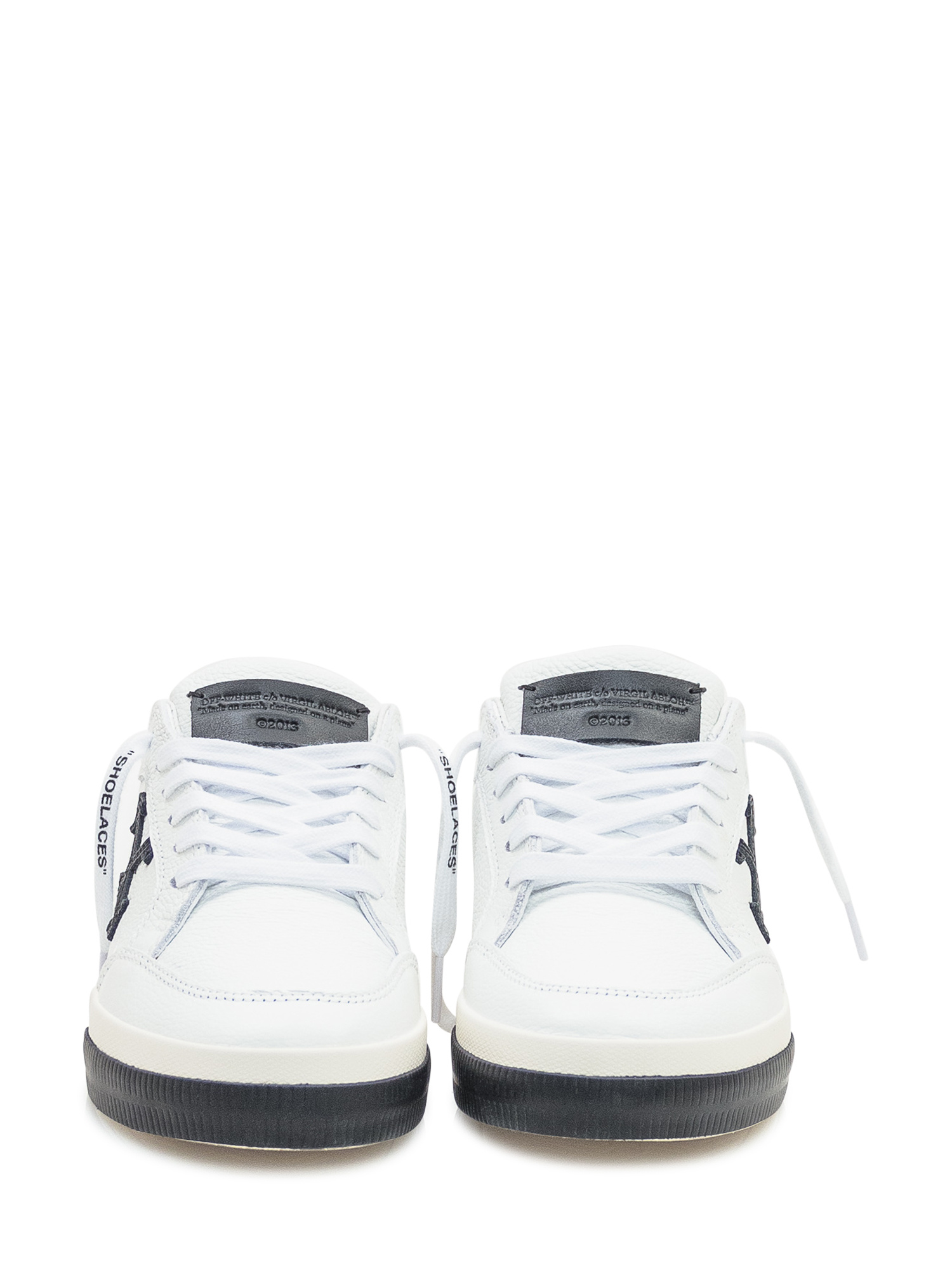 Off-white Lace-up Low-top Casual Shoes In White