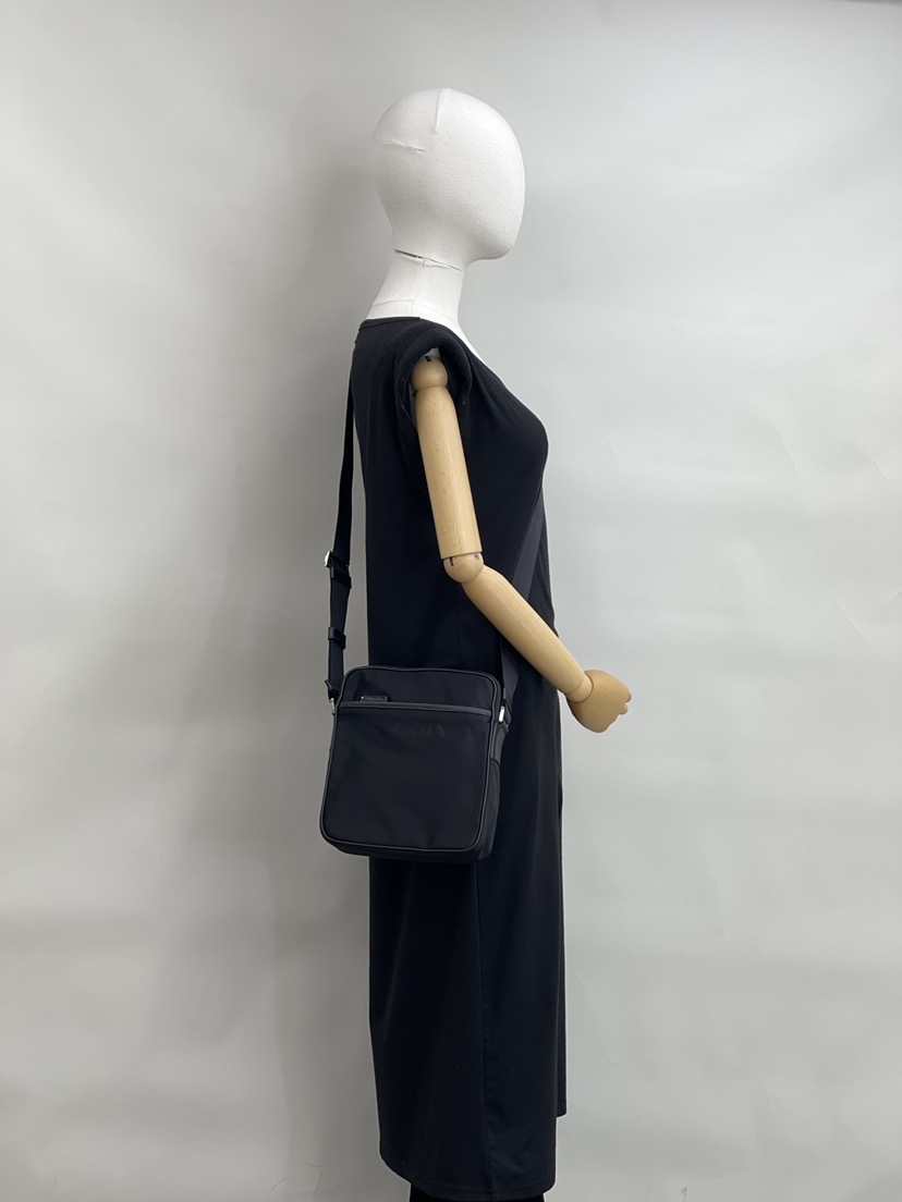 PRADA LOGO SHOULDER BAG