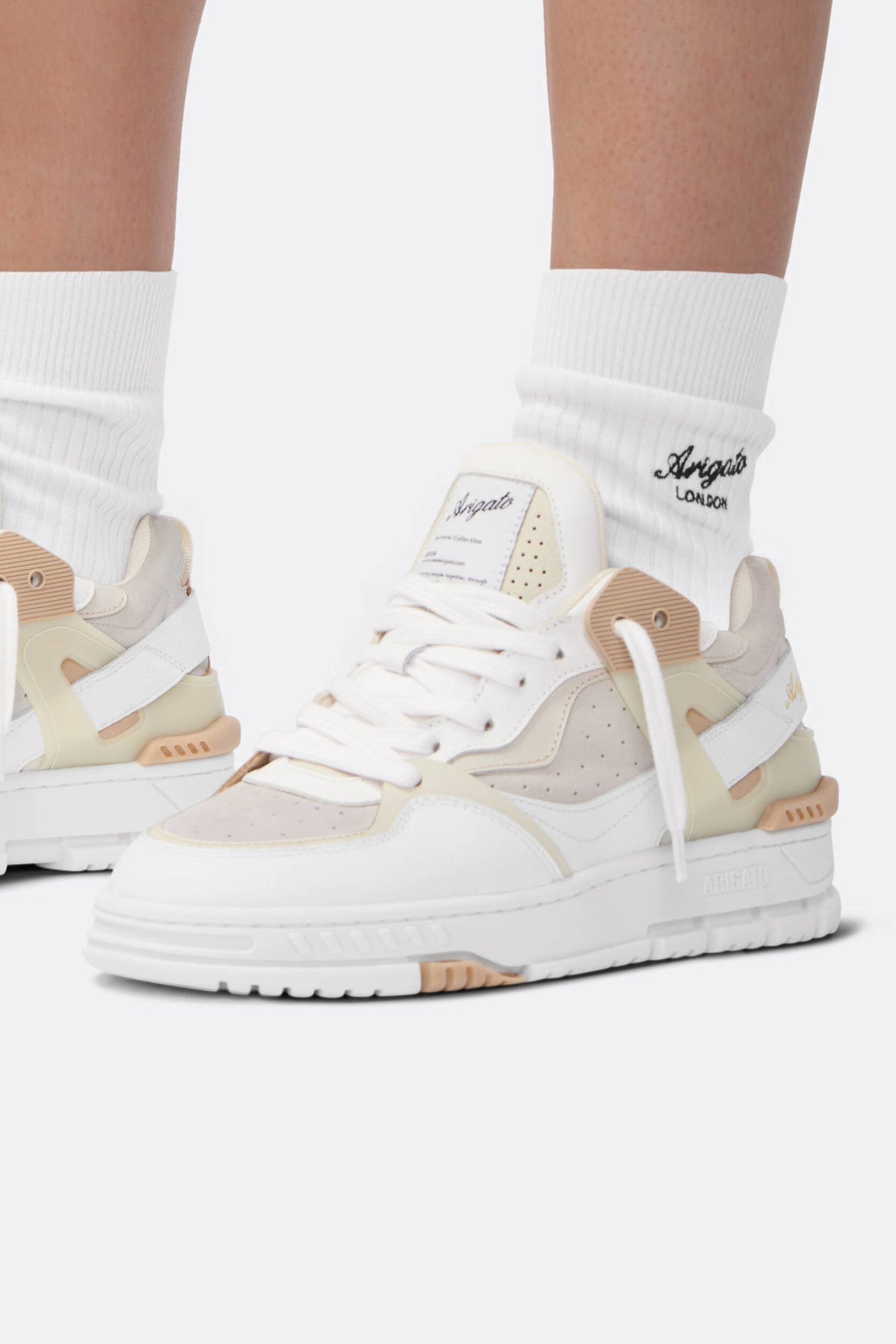 Axel Arigato Round-headed Sports Shoes In White