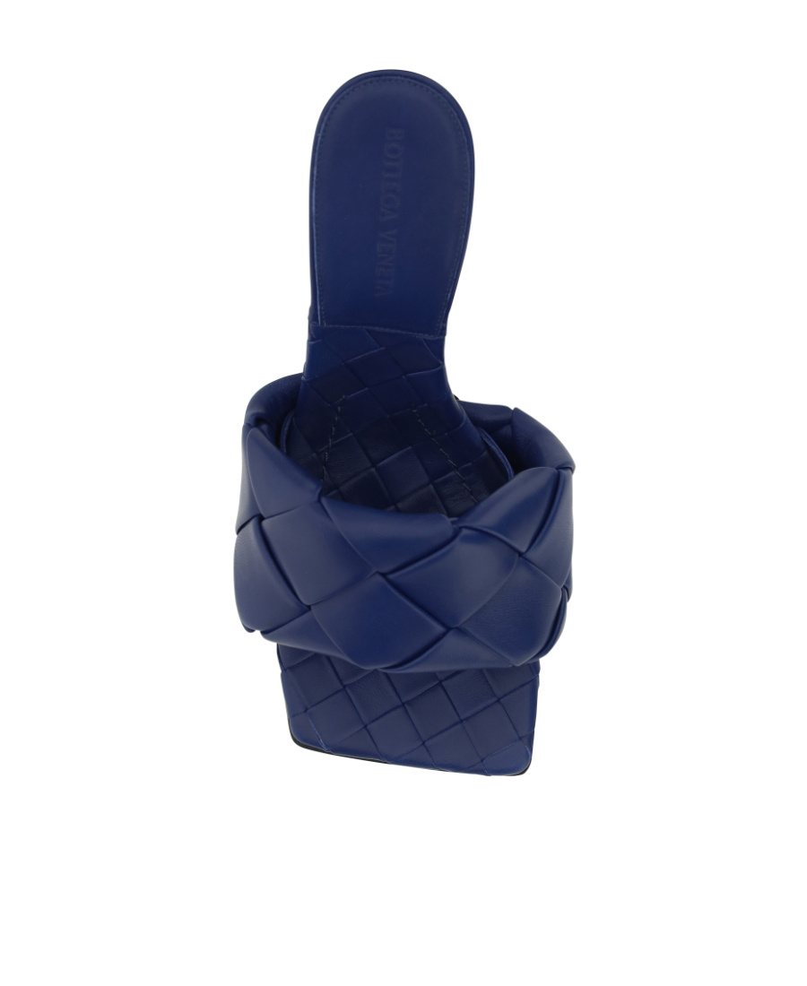 Bottega Veneta The Lido Intrecciato Leather Sandal In Blue